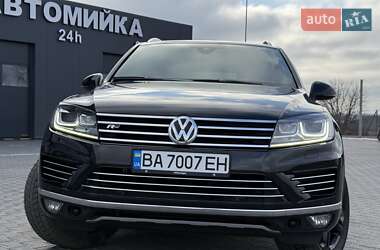 Позашляховик / Кросовер Volkswagen Touareg 2017 в Голованівську