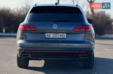 Внедорожник / Кроссовер Volkswagen Touareg 2019 в 