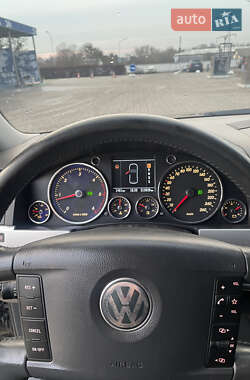 Позашляховик / Кросовер Volkswagen Touareg 2006 в Володимирі