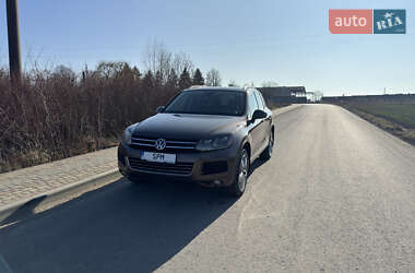 Позашляховик / Кросовер Volkswagen Touareg 2011 в Дублянах