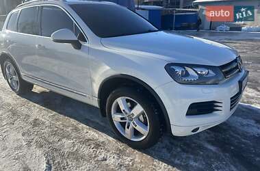 Позашляховик / Кросовер Volkswagen Touareg 2011 в Вінниці