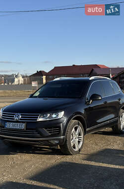 Внедорожник / Кроссовер Volkswagen Touareg 2016 в Черновцах