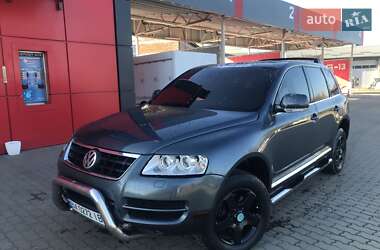 Позашляховик / Кросовер Volkswagen Touareg 2003 в Калуші