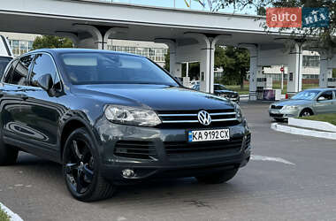 Позашляховик / Кросовер Volkswagen Touareg 2013 в Києві