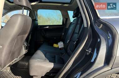 Внедорожник / Кроссовер Volkswagen Touareg 2015 в 