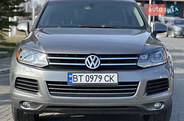 Внедорожник / Кроссовер Volkswagen Touareg 2012 в Одессе