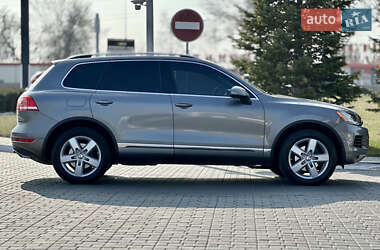 Внедорожник / Кроссовер Volkswagen Touareg 2012 в Одессе