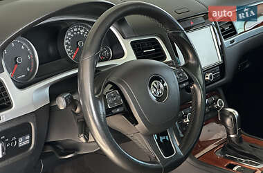 Внедорожник / Кроссовер Volkswagen Touareg 2012 в Одессе