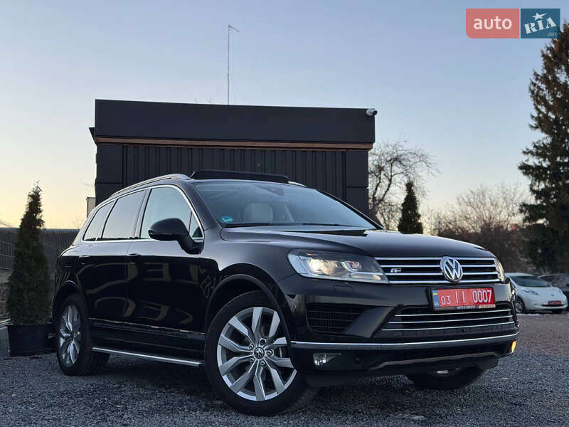 Внедорожник / Кроссовер Volkswagen Touareg 2017 в Дрогобыче