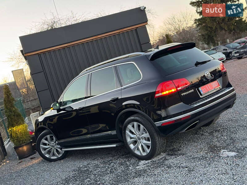 Внедорожник / Кроссовер Volkswagen Touareg 2017 в Дрогобыче