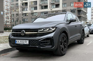 Внедорожник / Кроссовер Volkswagen Touareg 2024 в Киеве