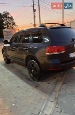 Позашляховик / Кросовер Volkswagen Touareg 2005 в Тернополі