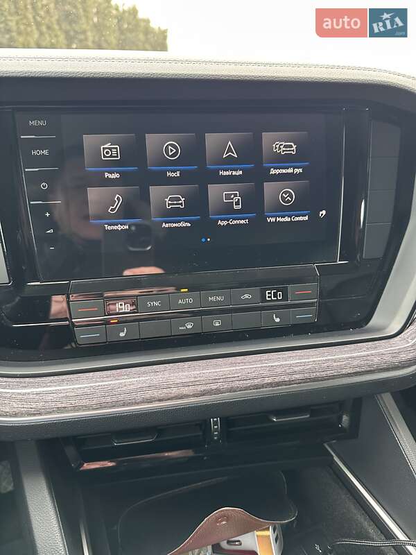 Внедорожник / Кроссовер Volkswagen Touareg 2021 в Тернополе