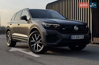 Позашляховик / Кросовер Volkswagen Touareg 2019 в Києві