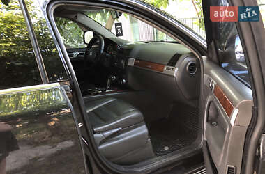 Позашляховик / Кросовер Volkswagen Touareg 2007 в 