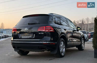 Внедорожник / Кроссовер Volkswagen Touareg 2015 в Харькове