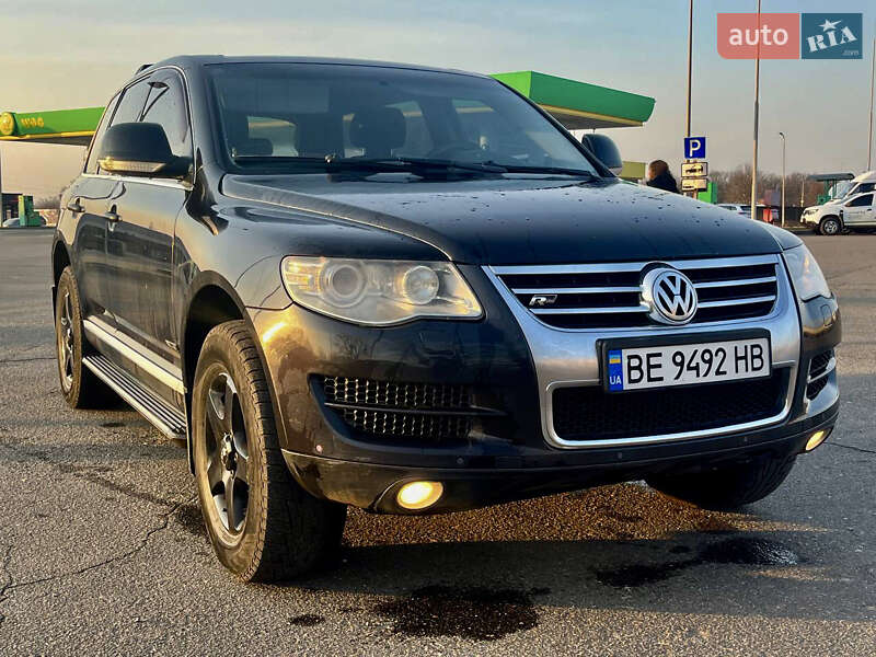 Внедорожник / Кроссовер Volkswagen Touareg 2007 в Братском