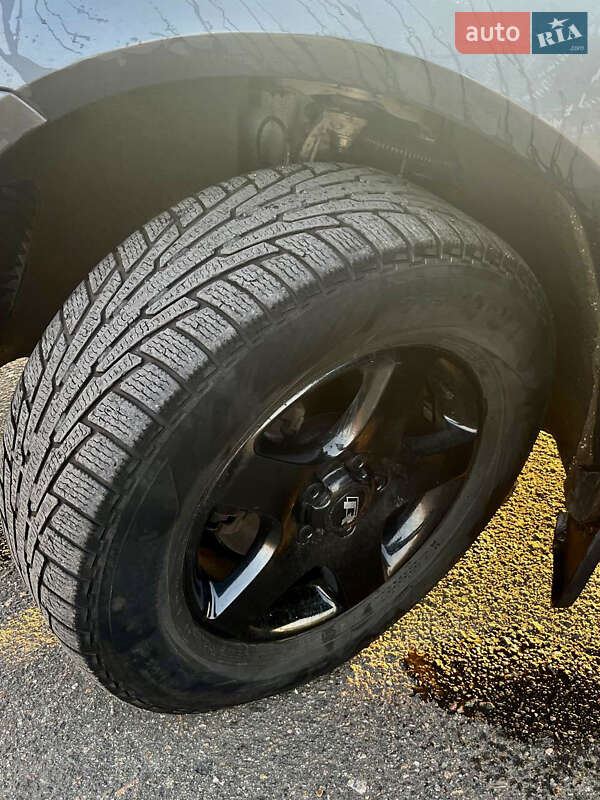 Внедорожник / Кроссовер Volkswagen Touareg 2007 в Братском