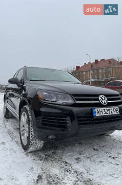 Позашляховик / Кросовер Volkswagen Touareg 2013 в Хмельницькому