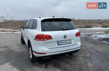 Внедорожник / Кроссовер Volkswagen Touareg 2015 в Виннице