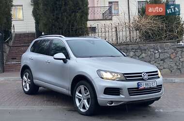 Внедорожник / Кроссовер Volkswagen Touareg 2012 в Полтаве