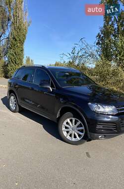 Внедорожник / Кроссовер Volkswagen Touareg 2011 в Кривом Роге