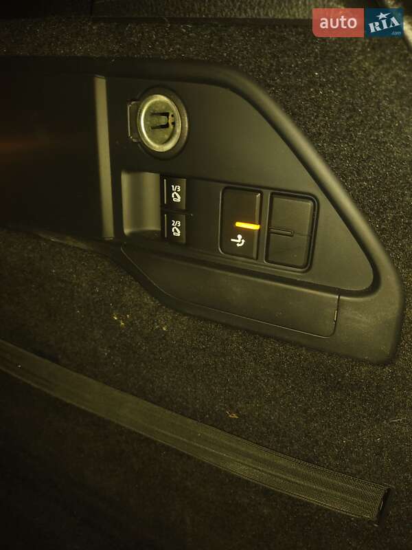 Позашляховик / Кросовер Volkswagen Touareg 2017 в Самборі фото 23 Позашляховик / Кросовер Volkswagen Touareg 2017 в Самборі