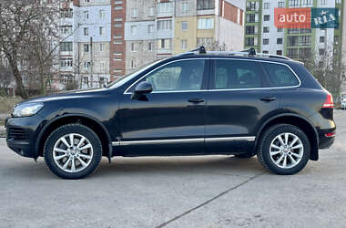 Внедорожник / Кроссовер Volkswagen Touareg 2012 в Калуше