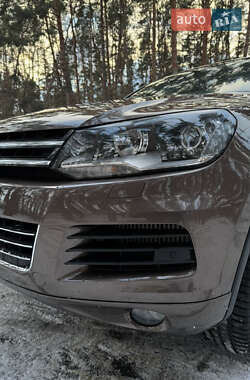 Позашляховик / Кросовер Volkswagen Touareg 2013 в Черкасах