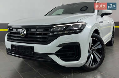 Позашляховик / Кросовер Volkswagen Touareg 2019 в Козятині