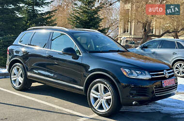 Внедорожник / Кроссовер Volkswagen Touareg 2011 в 
