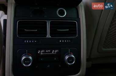 Позашляховик / Кросовер Volkswagen Touareg 2015 в 
