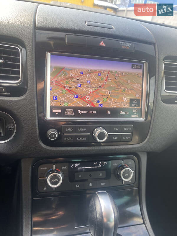 Внедорожник / Кроссовер Volkswagen Touareg 2013 в Чернигове фото 15 Внедорожник / Кроссовер Volkswagen Touareg 2013 в Чернигове