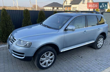 Позашляховик / Кросовер Volkswagen Touareg 2005 в Києві