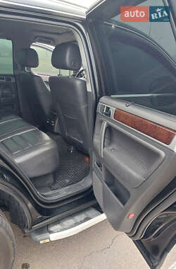 Внедорожник / Кроссовер Volkswagen Touareg 2008 в 
