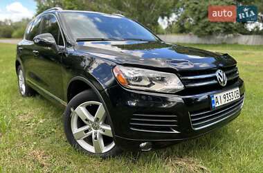 Позашляховик / Кросовер Volkswagen Touareg 2012 в Сквирі