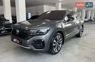 Внедорожник / Кроссовер Volkswagen Touareg 2020 в Полтаве