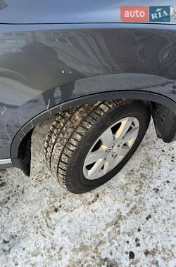 Внедорожник / Кроссовер Volkswagen Touareg 2012 в 