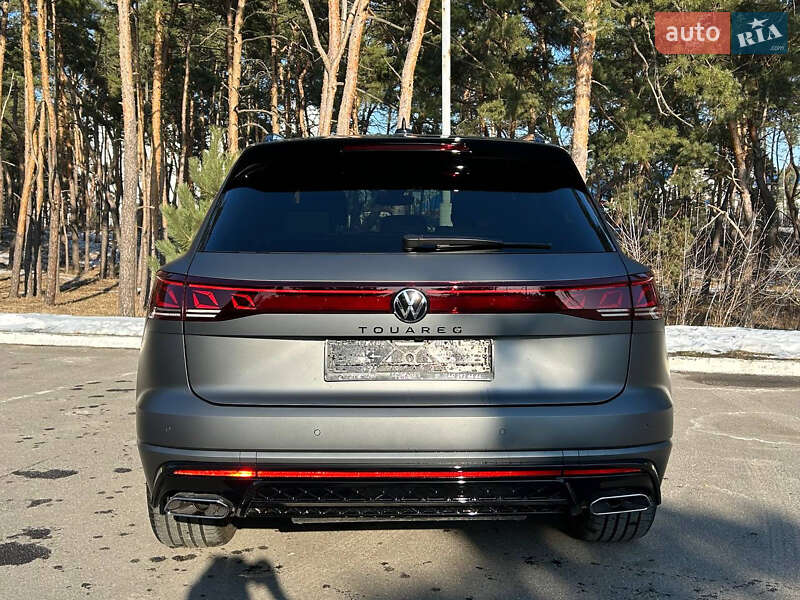 Внедорожник / Кроссовер Volkswagen Touareg 2024 в Киеве