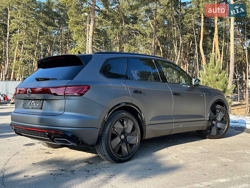 Внедорожник / Кроссовер Volkswagen Touareg 2024 в Киеве