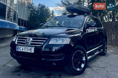 Позашляховик / Кросовер Volkswagen Touareg 2005 в 