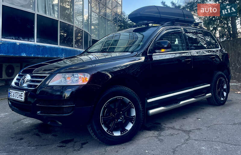 Позашляховик / Кросовер Volkswagen Touareg 2005 в 