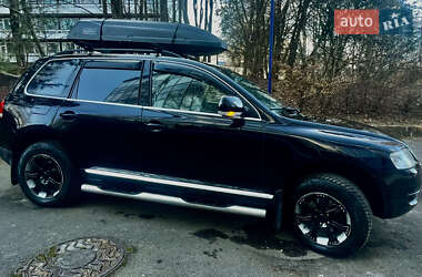 Позашляховик / Кросовер Volkswagen Touareg 2005 в 