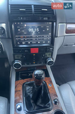 Позашляховик / Кросовер Volkswagen Touareg 2005 в 