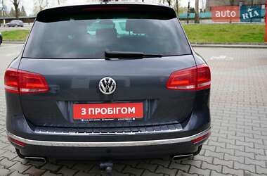 Позашляховик / Кросовер Volkswagen Touareg 2015 в 