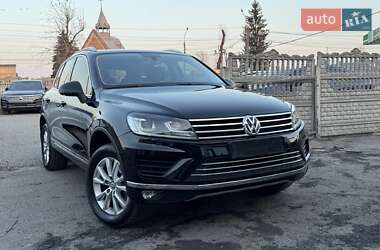 Позашляховик / Кросовер Volkswagen Touareg 2017 в Тернополі