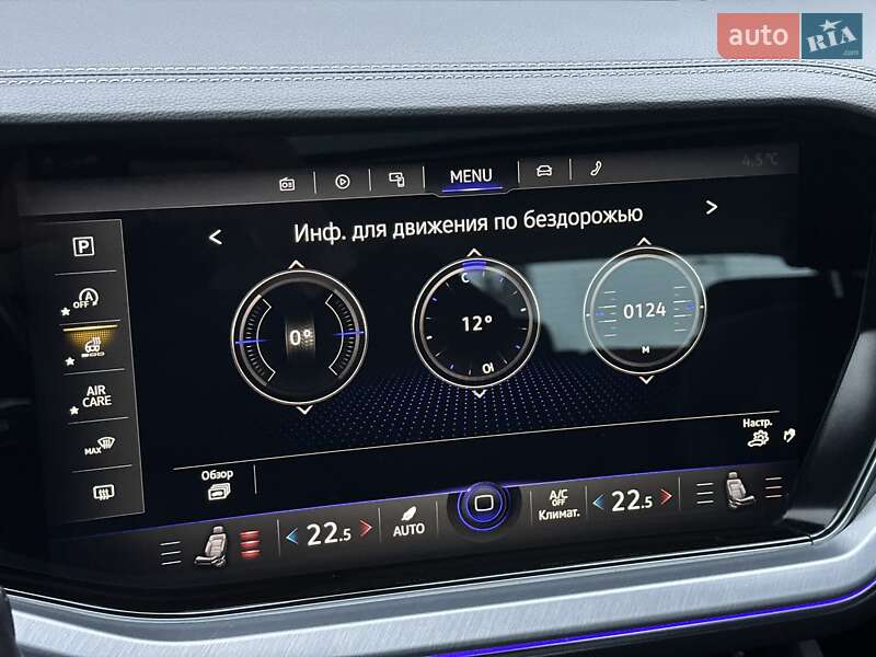 Позашляховик / Кросовер Volkswagen Touareg 2018 в Мукачевому