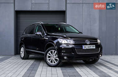 Внедорожник / Кроссовер Volkswagen Touareg 2012 в 