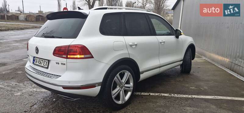 Позашляховик / Кросовер Volkswagen Touareg 2015 в Києві фото 5 Позашляховик / Кросовер Volkswagen Touareg 2015 в Києві