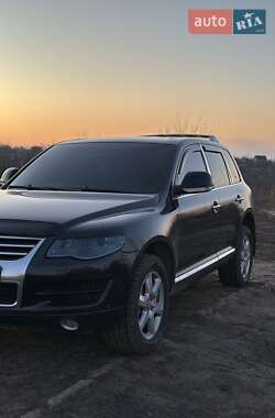 Позашляховик / Кросовер Volkswagen Touareg 2007 в Хмельницькому